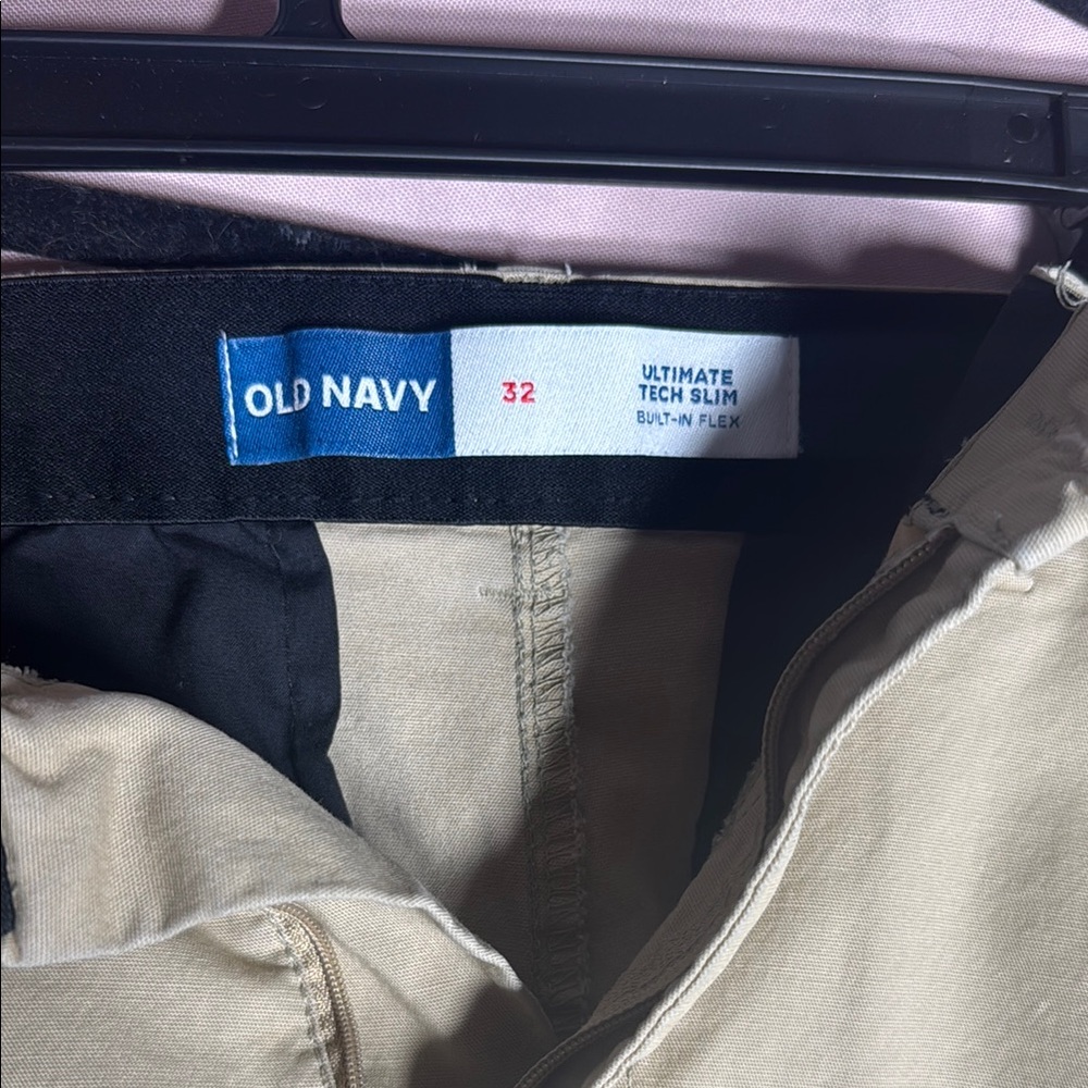 Old Navy Tan Flat Front Shorts Casual Wear - Picture 2 of 6